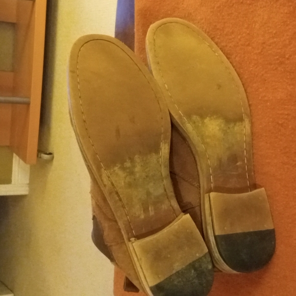 Chelsea Boot - Picture 5 of 5